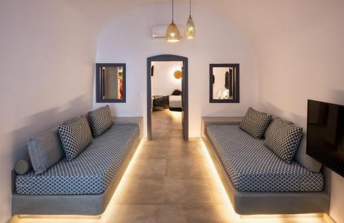 Messaria Apartment | Elia 2 bedroom cavehouse with indoor jacuzzi