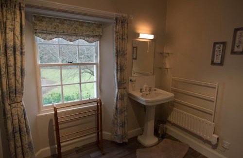 Walkerburn Bed & Breakfast | Elibank House B&B