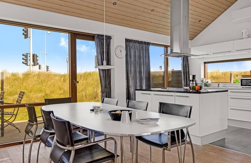 Lakolk House | "Elinora" - 100m from the sea by Interhome