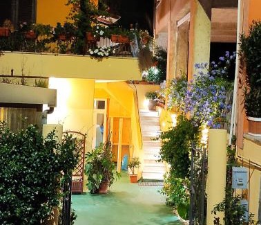 Zona LIII Tomba di Nerone Apartment | Elisa e Carla House Beautiful apartments on the Cassia