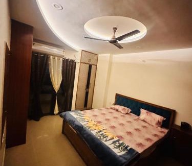 Sualkuchi Bed & Breakfast | Elite 7