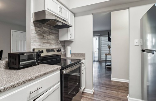 East Point Apartment | Elite at Cityview 32A I Spacious 2 Bed 2 Bath