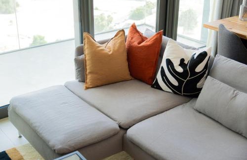 Bur Dubai Apartment | Elite Escape Holiday Home - 1 BHK Getaway with Dubai Mall Access - 1502