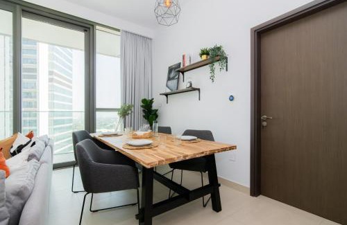 Bur Dubai Apartment | Elite Escape Holiday Home - 1 BHK Getaway with Dubai Mall Access - 1502