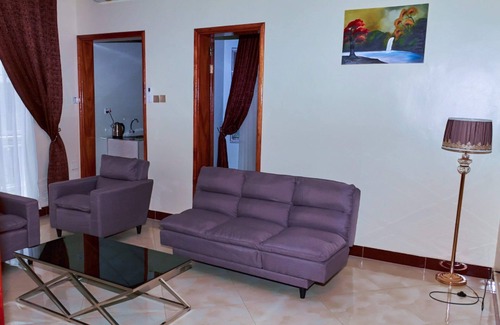 Bwera Hotel | Elite Peak Hotel
