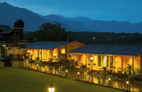 Kudal Villa | ELIVAAS Esh Birch