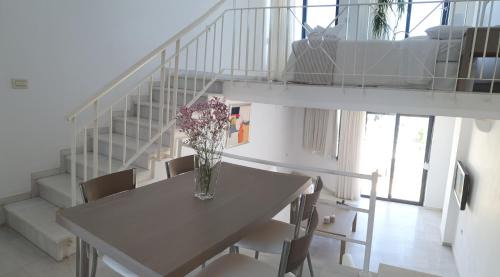 Daratsos Apartment | Elizabeth Suites