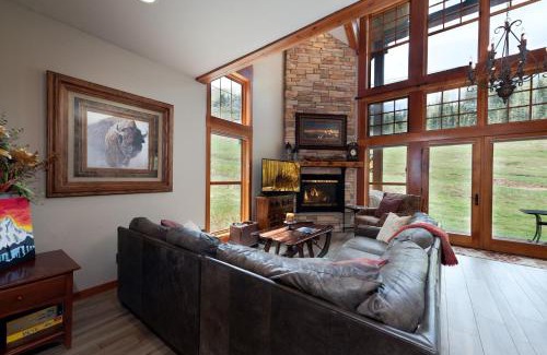 Purgatory House | Elkpoint Unit 11