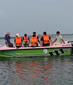 Jaffna Boat Rental | Ellalan Tourism And Adventures in Jaffna