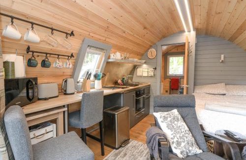 Appin House | Elleric Pods - The Last Resort