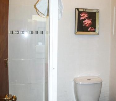 Acocks Green Bed & Breakfast | Elmdon Lodge