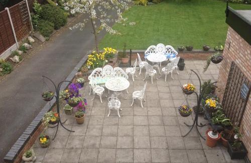 Acocks Green Bed & Breakfast | Elmdon Lodge