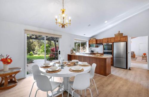 Berry House | Elmwood - By Berry Getaways