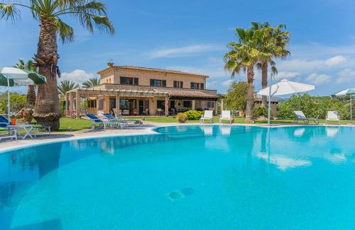 Arta House | Els Mitjans
