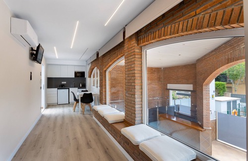 Vilassar de Mar Apartment | Els Vents - Aparthotel with Swimming Pool