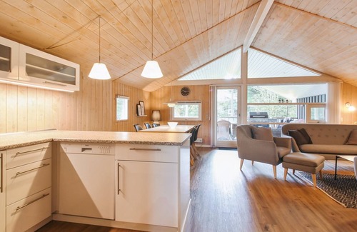 Grønhøj House | "Elsemaria" - 1.3km from the sea by Interhome