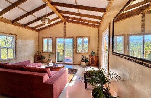 Knysna Villa | ElSueño Mountain Retreat with hot tub and indoor fire place