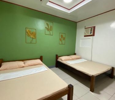 Coron Town Proper House | Em's Homestay