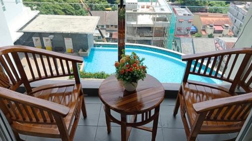 Kampung Telaga Nibong Apartment | Em suite dperdana with pool
