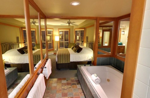 Blackcomb Condo | EMBARC WHISTLER #2 !!