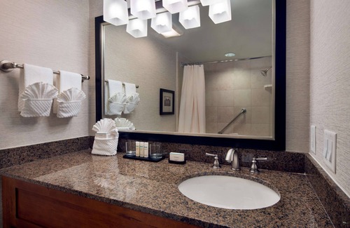Windsor Park Hotel | Embassy Suites by Hilton Austin Central