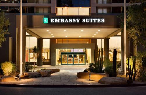 Encanto Hotel | Embassy Suites by Hilton Phoenix Downtown North