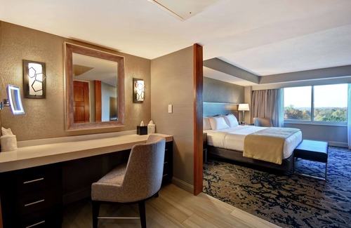 Cary Hotel | Embassy Suites by Hilton Raleigh Durham Research Triangle