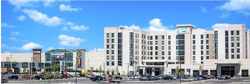 Westside Hotel | Embassy Suites By Hilton Syracuse Destiny USA