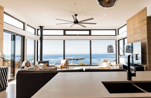 The Gardens House | Embers Bay of Fires - A holiday home like no other