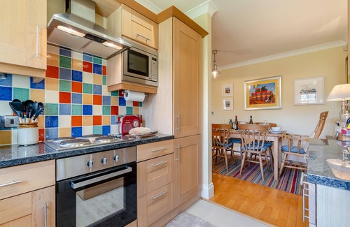 Beadnell Cottage | Embrace Coastal Comforts by the Fire: Your Perfect Retreat Awaits in Beadnell.