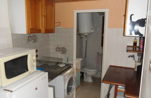 Embrun Apartment | Embrun, quiet studio in town center