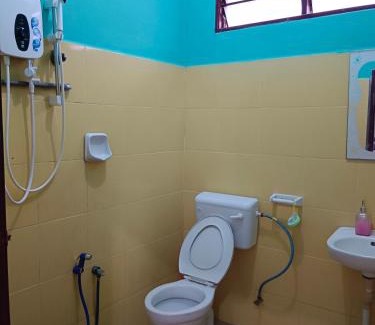 Lubok Buaya House | EMBUN 2 LANGKAWI HOMESTAY
