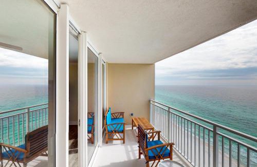 Panama City Beach Apartment | Emerald Beach Resort 2227