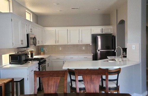 Las Vegas House | Emerald Beauty. Not Too Close. Not too Far!