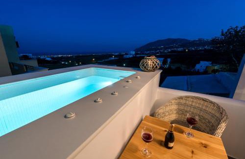 Karterados Hotel | Emerald Collection Suites