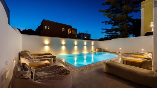 Karterados Hotel | Emerald Collection Suites