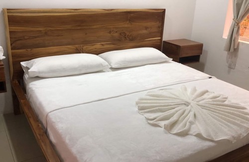 Corn Island Hotel | Emerald Luxe Suites