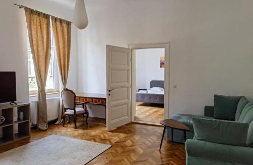 Sibiu Old Town Apartment | Emerald Old Town