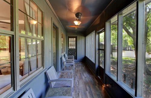 Shreveport House | Emerald Point Cabin Lakefront With Kayaks & Canoes