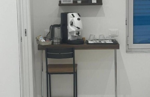 Naples House | Emerald Rooms: Triple Room Deluxe