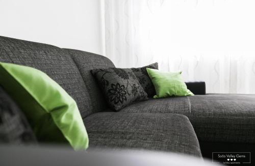 Volarje Apartment | Emerald Soca Apartment