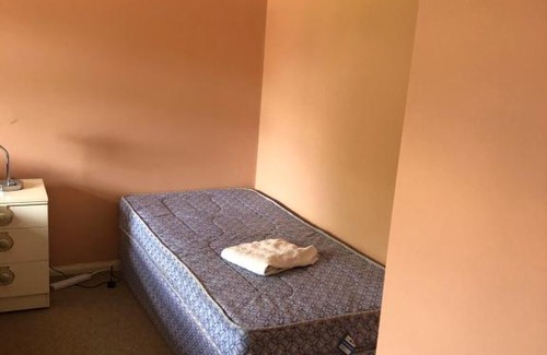 East End Apartment | emirates arena apartment 1
