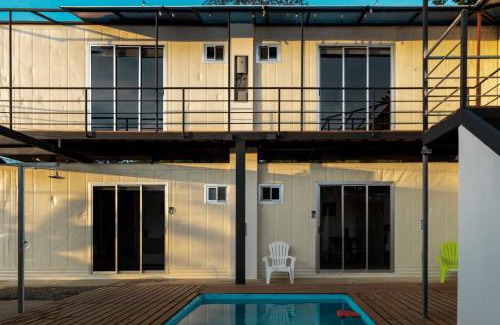 Uvita Apartment | Emi’s Place Container Living