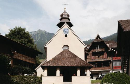 Lungern Bed & Breakfast | Emma's B&B - Self Check-in Hotel
