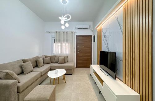 Nea Michaniona Apartment | Empire Apartment 1