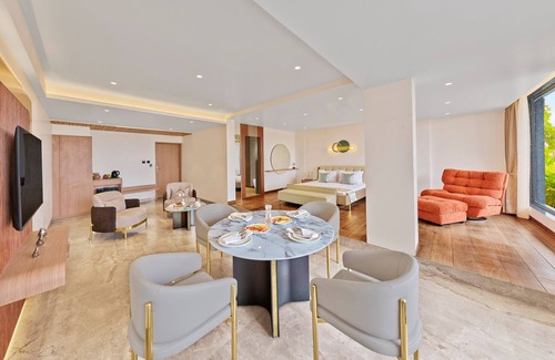 Bhopal Hotel | Empire By Zuper