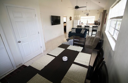 Whitby Villa | Empyrean - Tangerine - Paradise in Whitby, North Caicos