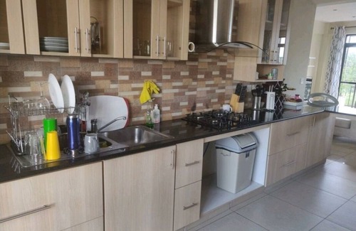Westlands Apartment | En-suite Private Room in a Penthouse in Westlands