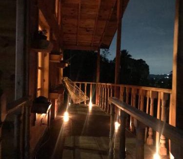 Juanacatlan Ski Chalet | Encantadora cabaña de madera, descanso y confort.