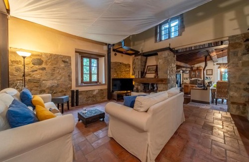Casciano di Murlo Villa | Enchanted Hideaway